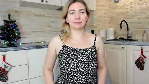 Amanda   insta amanda    grey online show from January 11, 4:12 pm