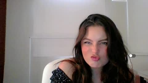 Snapshot of amanda_callum_ chatting on October 8, 7:07 pm Katha online show from October 8, 7:07 pm