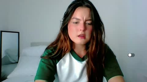 Snapshot of amanda_callum_ chatting on February 11, 7:27 pm Katha online show from February 11, 7:27 pm
