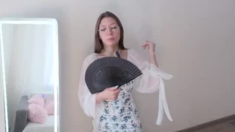 Zoe online show from July 13, 8:37 am