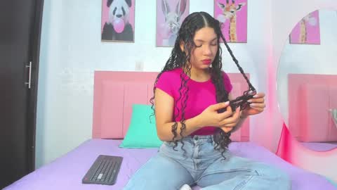 Snapshot of amandalee26 chatting on January 8, 2:46 pm amandalee26 online show from January 8, 2:46 pm