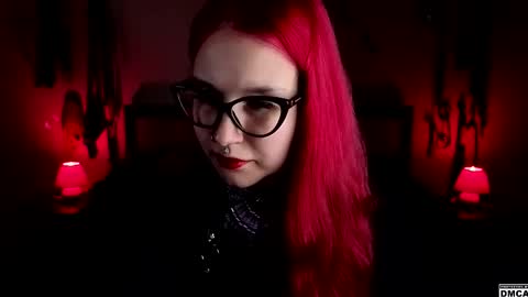 Goddess Amanita online show from November 17, 12:28 pm