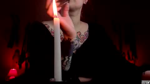 Goddess Amanita online show from November 10, 12:55 pm