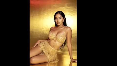 Amara Lux online show from December 3, 11:29 pm