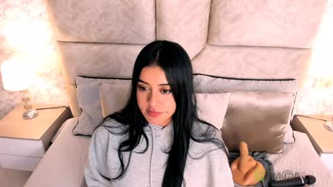 AMATISTA online show from February 9, 1:01 am