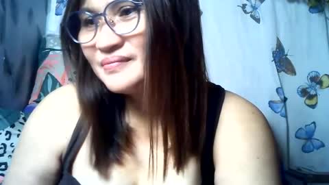amazing angel online show from July 1, 12:04 pm
