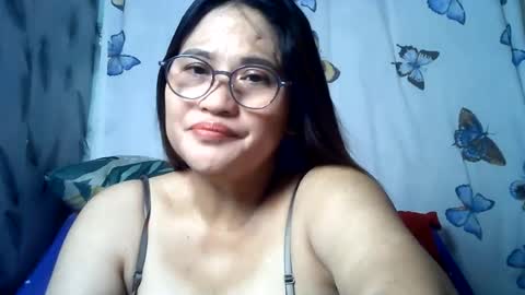 amazing angel online show from July 8, 10:56 pm