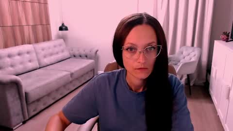 Izza online show from July 26, 12:35 pm
