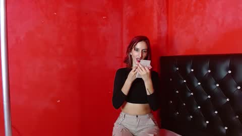 ambar_roux1 online show from February 17, 3:00 pm