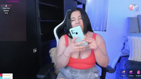 Snapshot of ambar_wells chatting on January 25, 6:43 pm ana online show from January 25, 6:43 pm