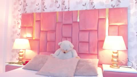 AmbarSantany  online show from February 11, 9:16 pm