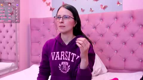 .  Amber Wood  . online show from September 27, 11:50 am