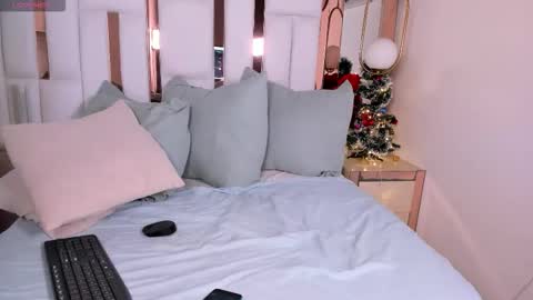 ambel_rose online show from December 15, 5:29 pm