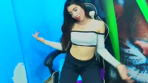 ambel_rose online show from November 6, 10:15 pm