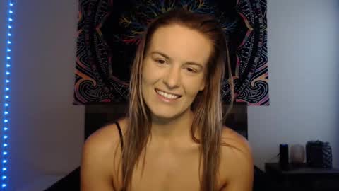 Amber online show from January 6, 2:36 pm