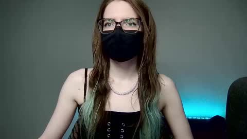 Snapshot of amber_candyfloss chatting on November 1, 12:59 am Amber non-nude model online show from November 1, 12:59 am