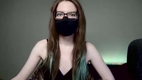 Snapshot of amber_candyfloss chatting on November 2, 1:31 am Amber non-nude model online show from November 2, 1:31 am