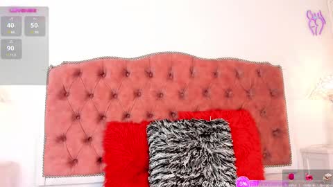 Snapshot of amber_roose75 chatting on March 5, 12:11 pm julieta  online show from March 5, 12:11 pm