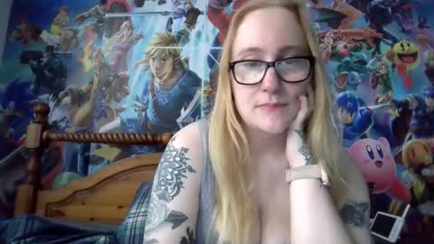 Amber After Dark  online show from September 16, 12:35 pm