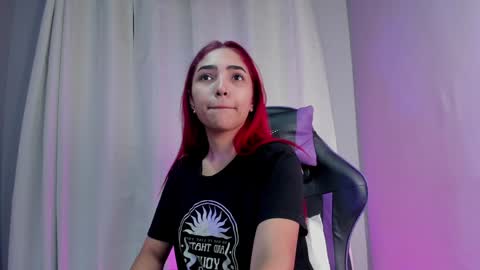 Amber Baker  online show from February 7, 12:17 pm