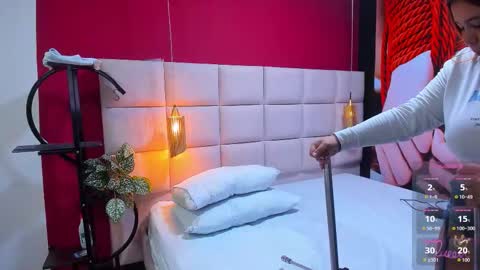 Amber .. online show from February 7, 7:51 pm