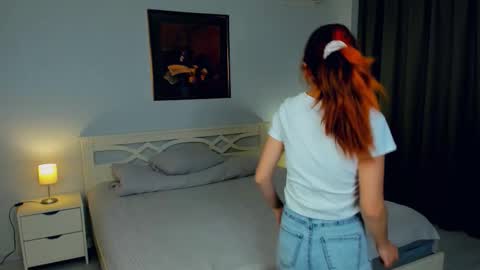 Snapshot of amberlyconda chatting on October 10, 5:45 am Sofia online show from October 10, 5:45 am