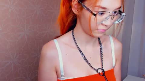 Snapshot of amberlyconda chatting on October 13, 6:05 am Sofia online show from October 13, 6:05 am