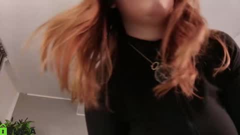 AmberRosewood online show from February 26, 5:06 am