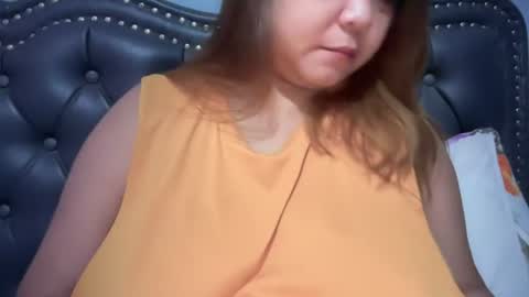 Marie online show from June 10, 6:39 pm