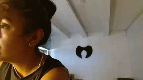 amelia  online show from November 3, 1:48 pm