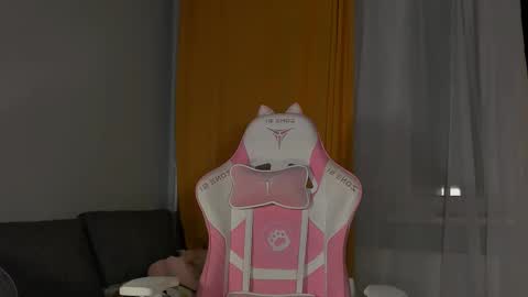 Snapshot of amelia_lein chatting on February 28, 11:45 pm Your Amelia online show from February 28, 11:45 pm