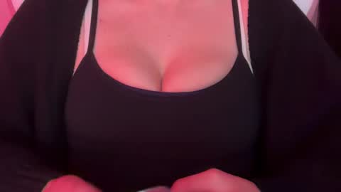 ameliacooperxxx online show from October 17, 7:06 pm