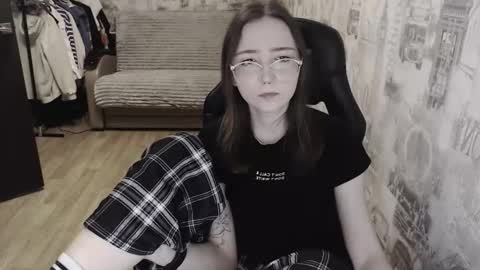 Amelia online show from January 8, 2:14 pm