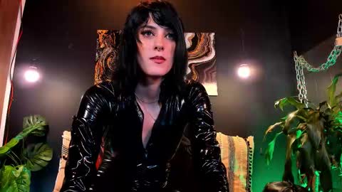 Amelianaughty  online show from February 28, 9:58 pm