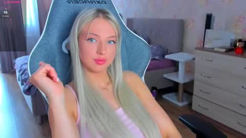 Snapshot of ameliaviera chatting on March 5, 5:40 am Amelia PVT model online show from March 5, 5:40 am