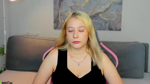 Amelia online show from July 15, 1:21 am