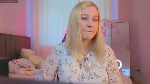 Amelia online show from July 12, 9:32 am