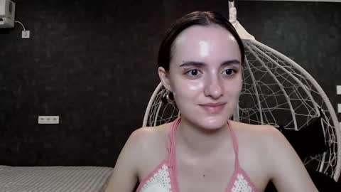 Snapshot of ameliebanshee chatting on October 13, 2:31 pm ameliebanshee online show from October 13, 2:31 pm