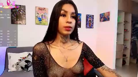 Ameliejoness  online show from August 2, 8:34 pm