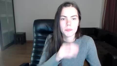Snapshot of ameliereve chatting on September 27, 6:48 pm Amelie online show from September 27, 6:48 pm