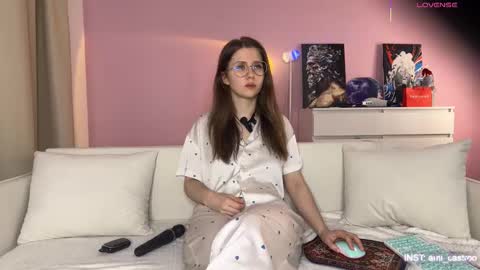 Ameliia castro online show from March 26, 3:19 am