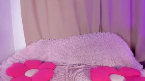 Amelia online show from February 4, 11:52 pm