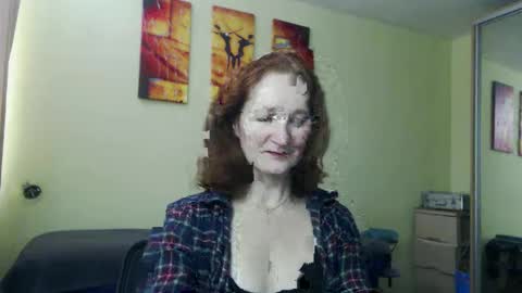 Snapshot of amelly777 chatting on February 17, 11:34 am amelly777 online show from February 17, 11:34 am