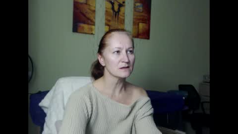 Snapshot of amelly777 chatting on October 18, 5:04 pm amelly777 online show from October 18, 5:04 pm