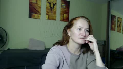 Snapshot of amelly777 chatting on October 13, 6:10 pm amelly777 online show from October 13, 6:10 pm