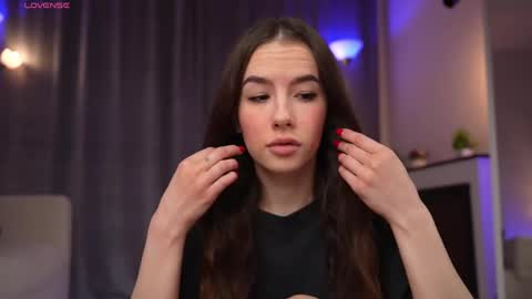 Amy  online show from April 4, 1:15 am