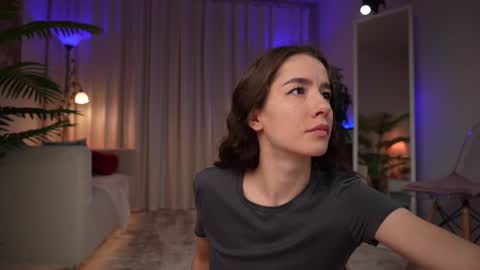 Amy  online show from July 5, 2:07 am