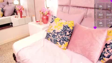 Amina online show from October 7, 9:41 pm