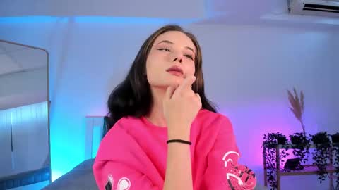 Snapshot of amira_blush chatting on September 13, 2:36 pm AMIRA WOW online show from September 13, 2:36 pm