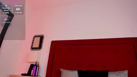Snapshot of ammbar_foxx chatting on January 28, 12:00 pm ambar online show from January 28, 12:00 pm